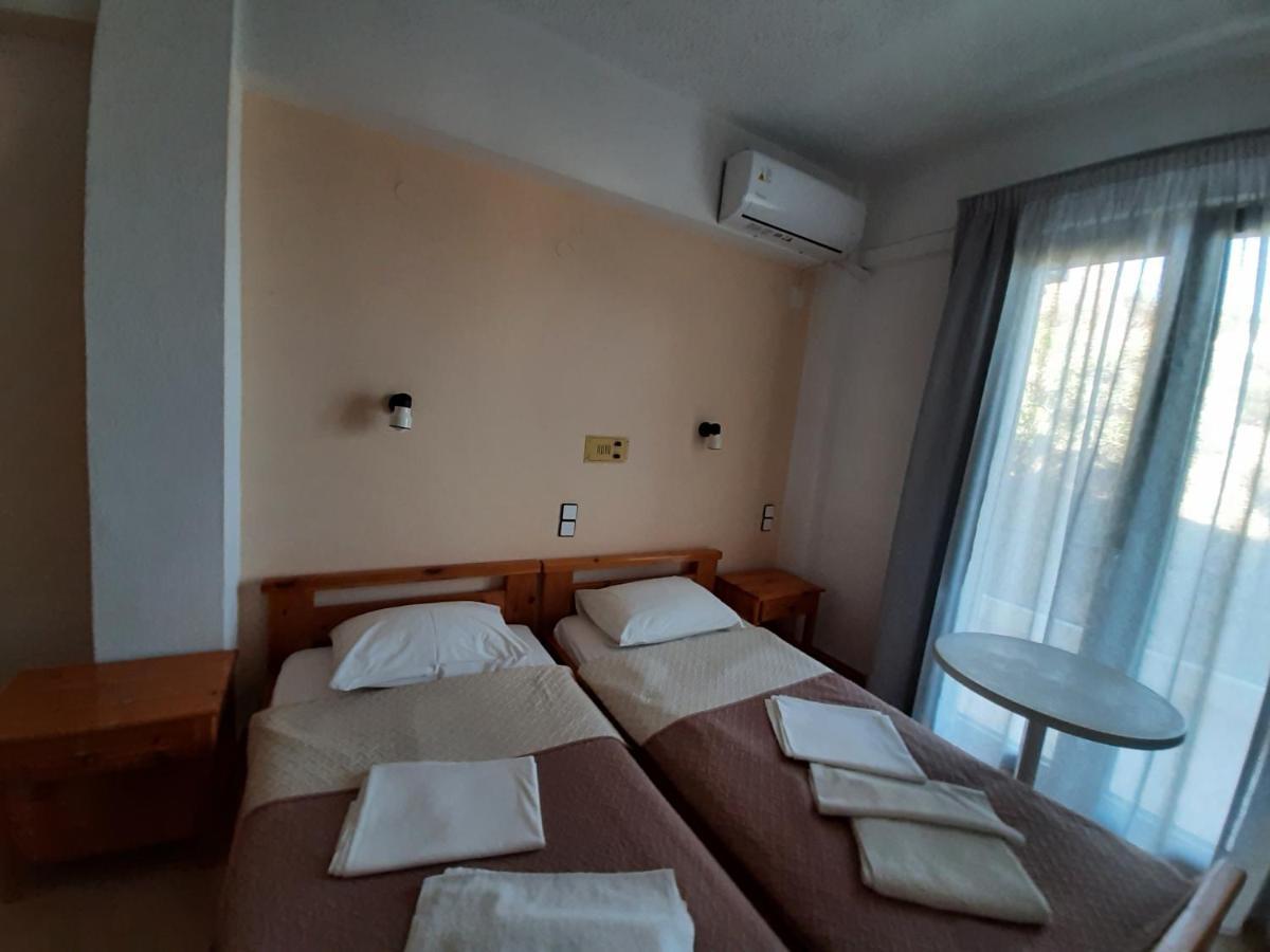 Ostria Hotell Agia Galini Eksteriør bilde