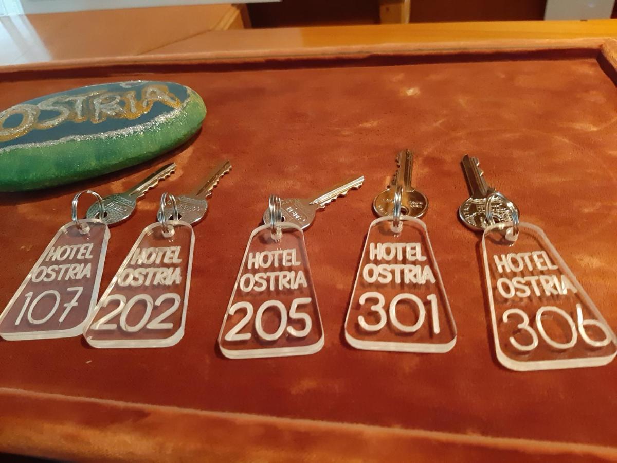 Ostria Hotell Agia Galini Eksteriør bilde