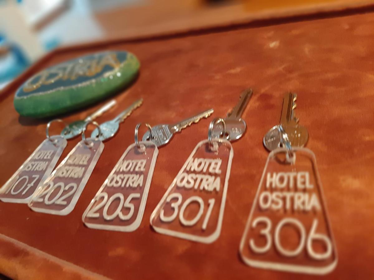 Ostria Hotell Agia Galini Eksteriør bilde