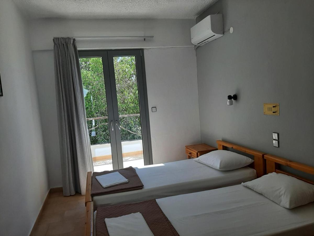 Ostria Hotell Agia Galini Eksteriør bilde