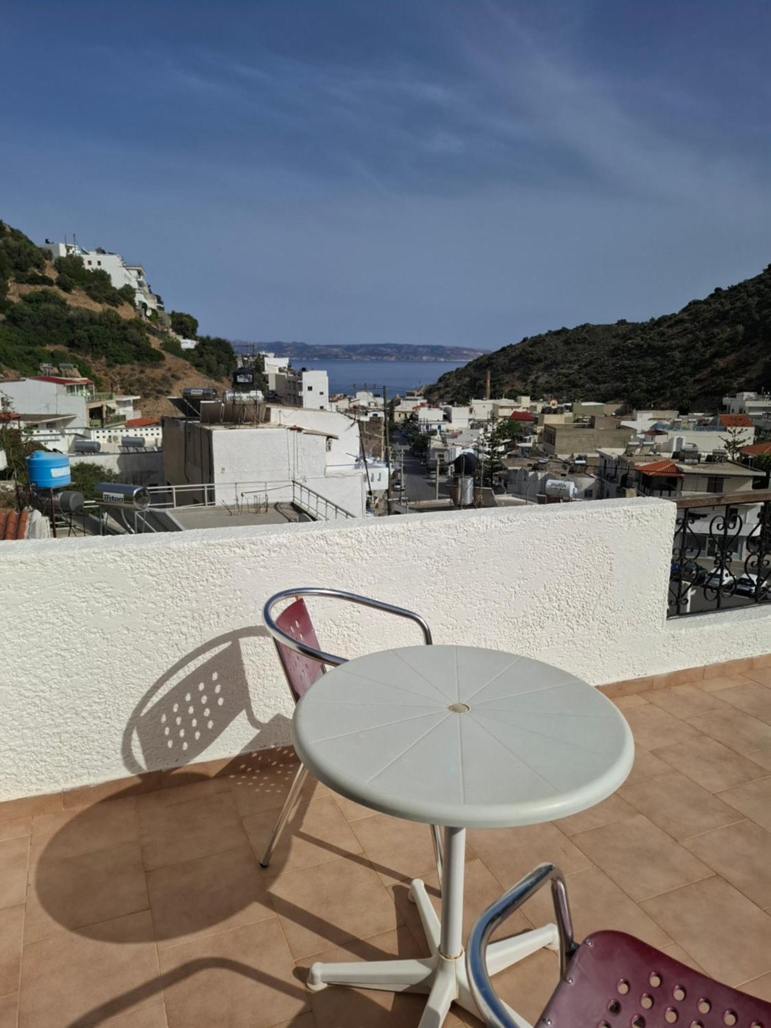 Ostria Hotell Agia Galini Eksteriør bilde
